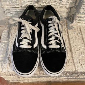 Van's Off the Wall Old Skool Men's Black and White canvas/suede shoes size 8.5